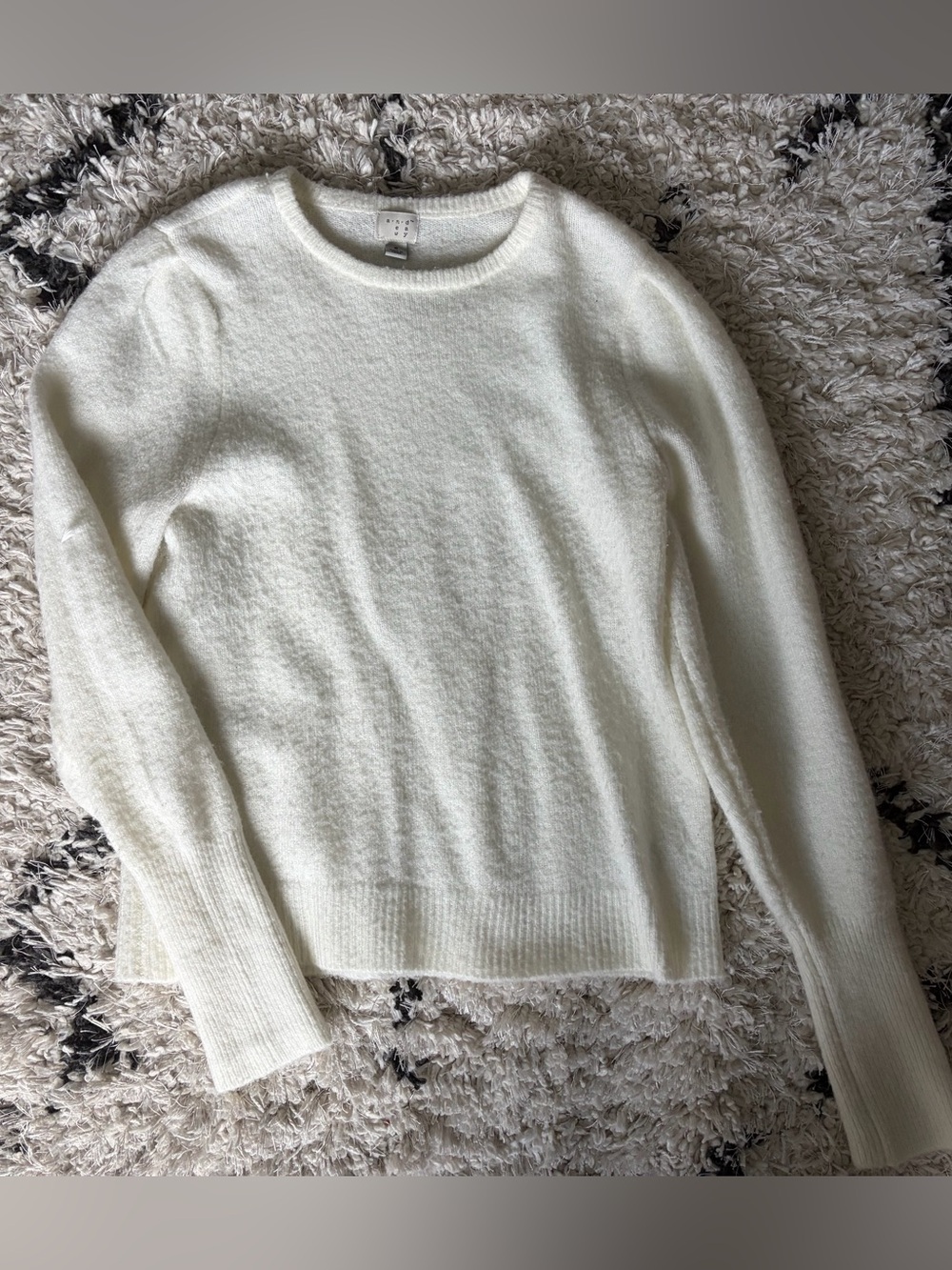 Cozy Women's Crewneck Sweater in Ivory